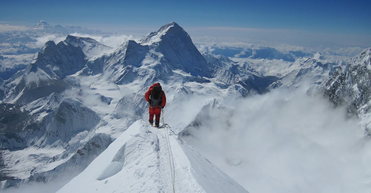 Expeditions to Mt.Everest Cancelled For Spring-2020
