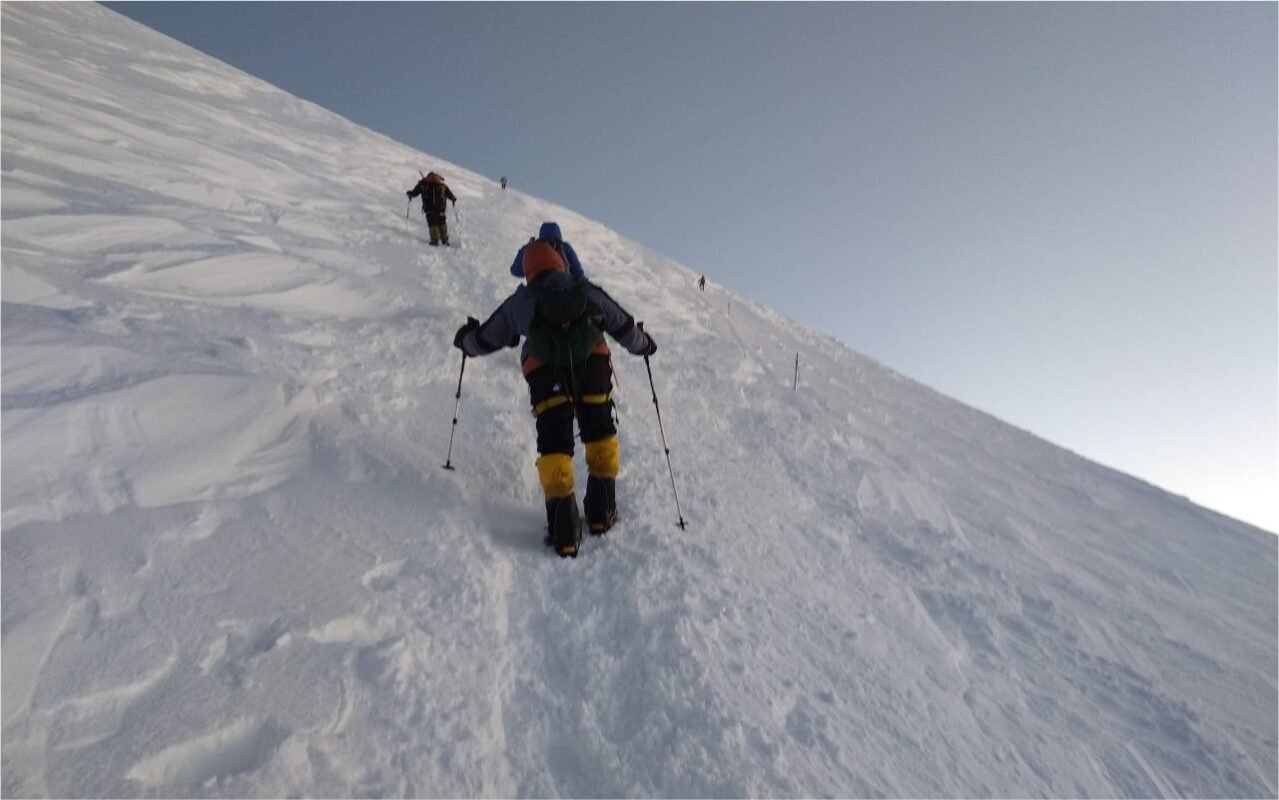 Elbrus-Expeditions-Img-06